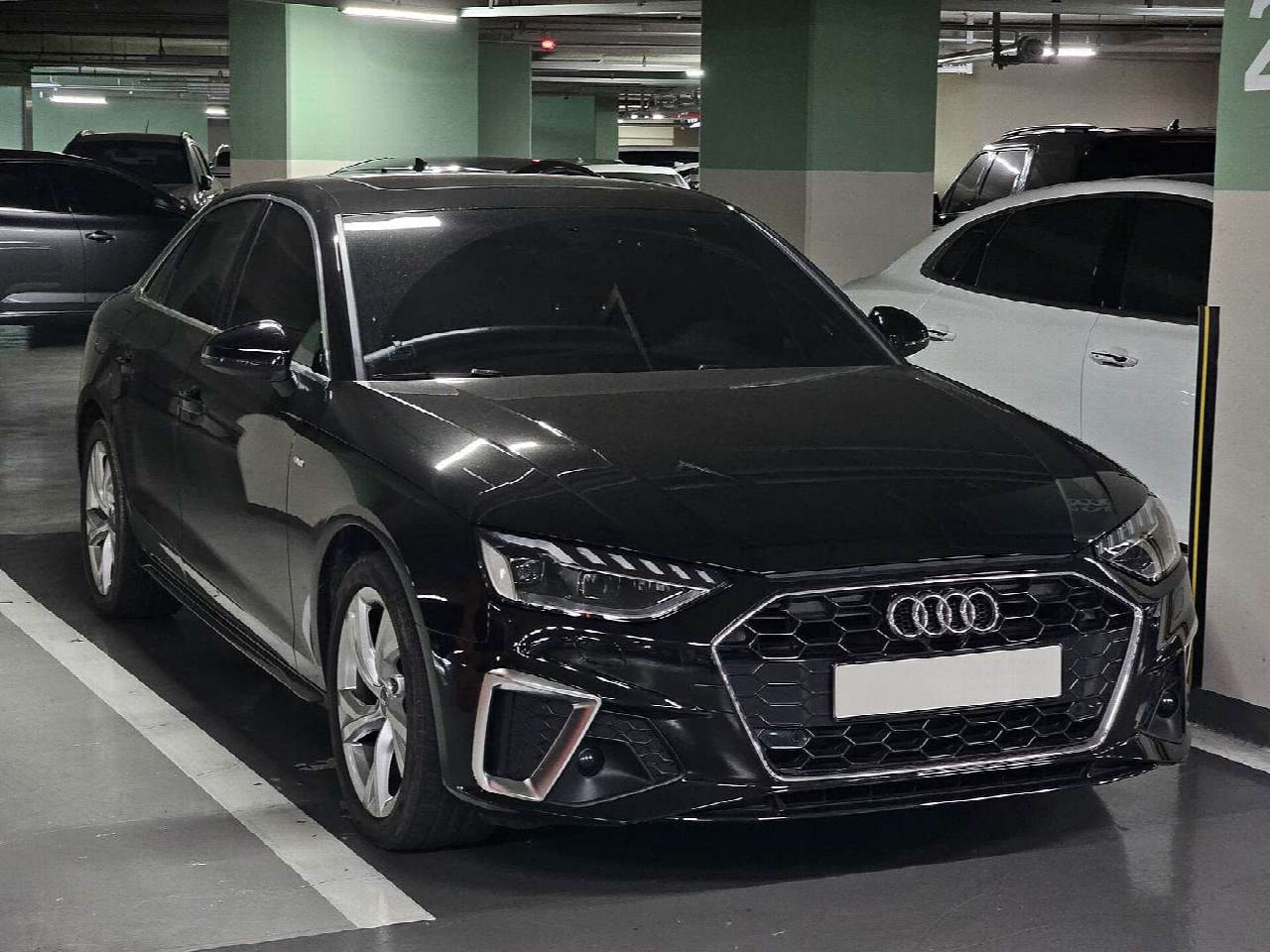 Audi A4 S line (B9 facelift), front three-quarter view