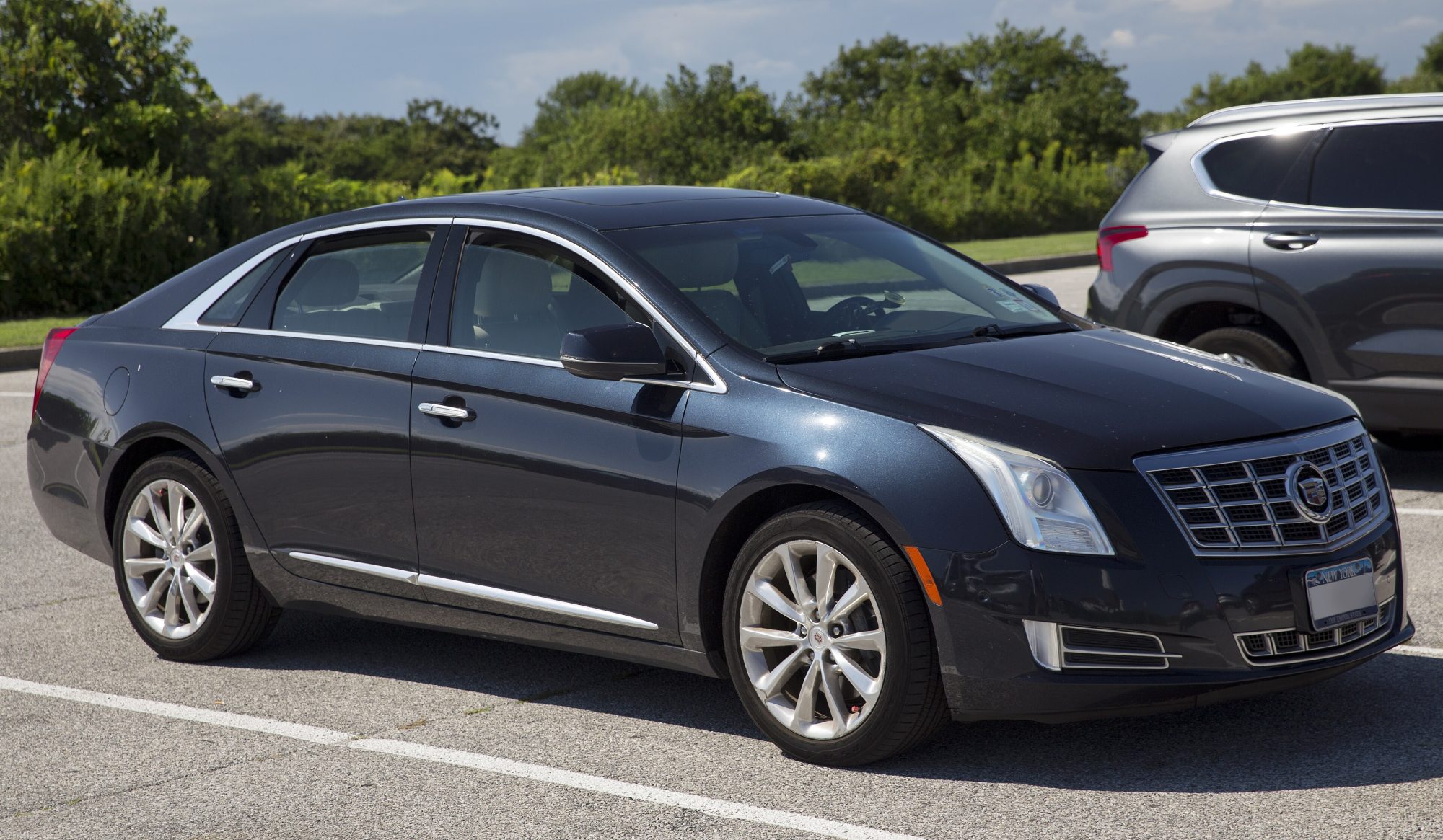 Cadillac XTS, front view