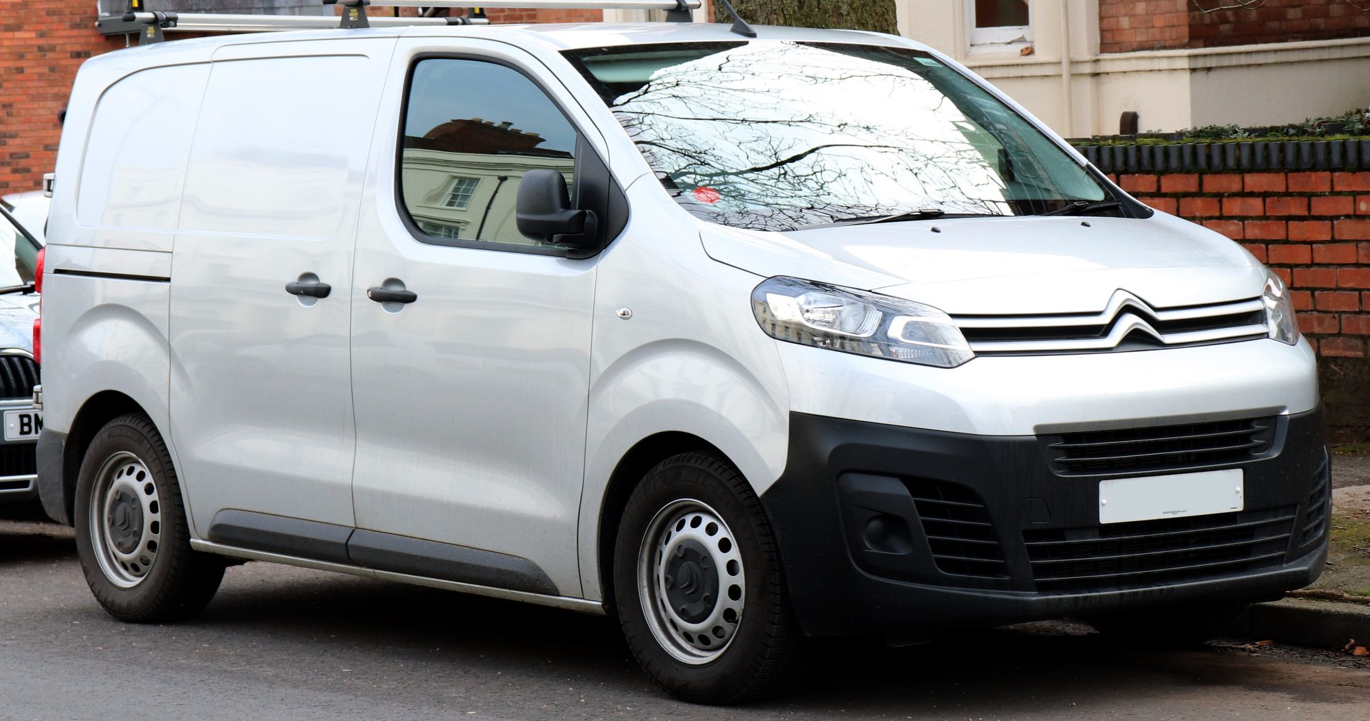 Citroën Jumpy, front view