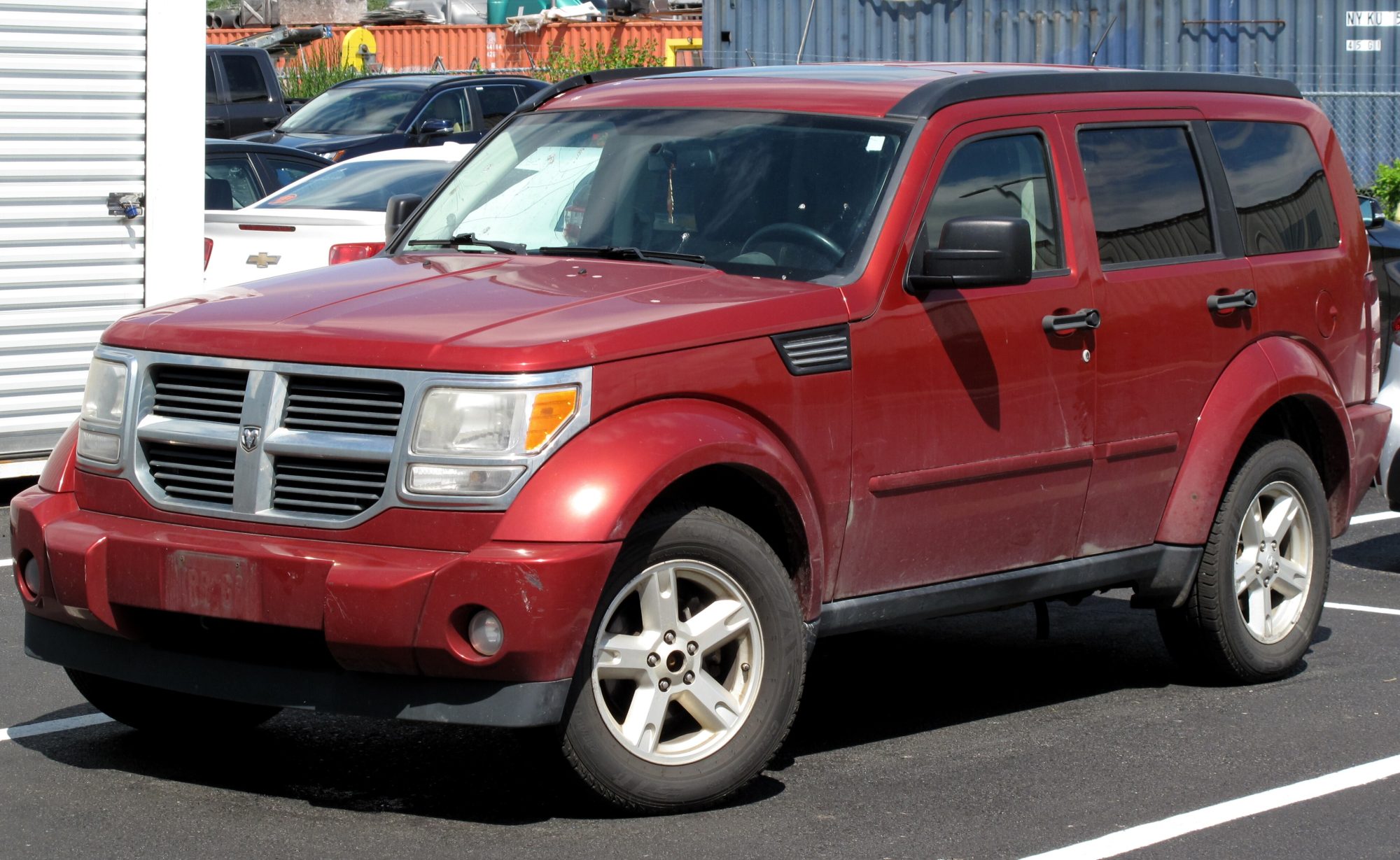 Dodge Nitro, front view