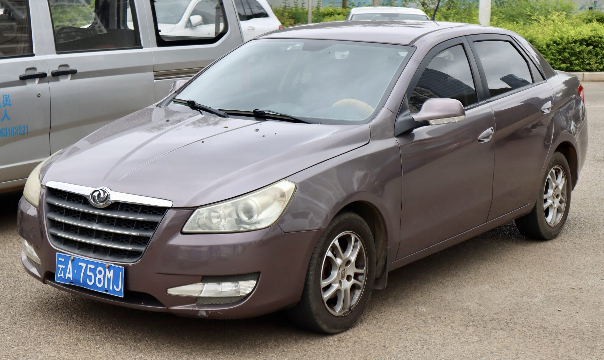 Dongfeng S30, front view