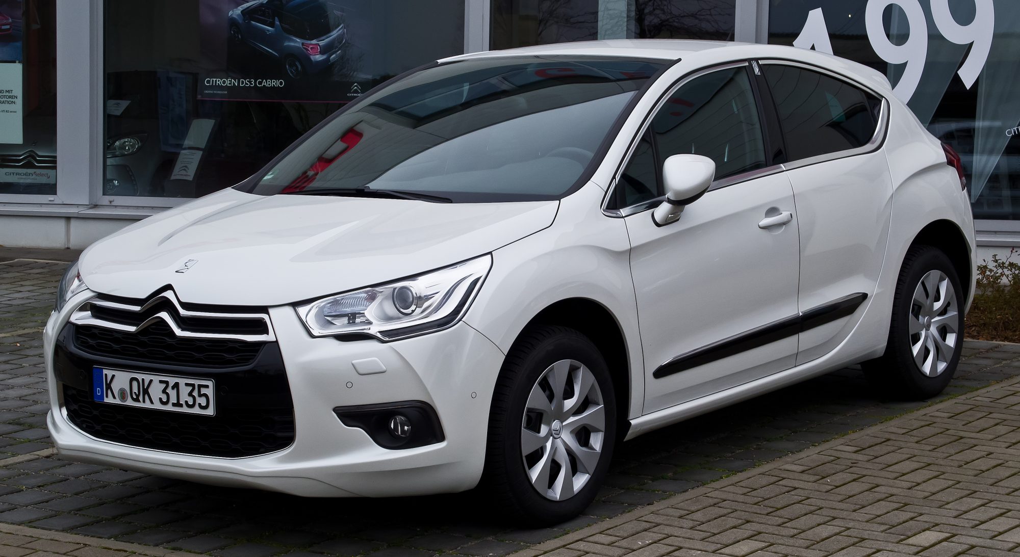 DS Automobiles DS 4