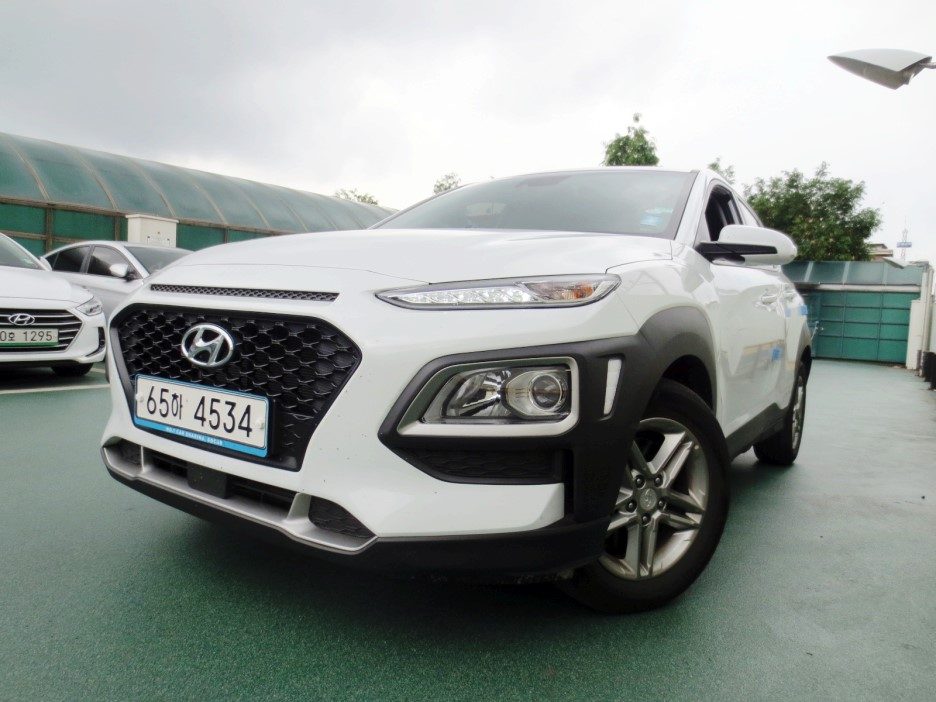 Hyundai Kona, front view