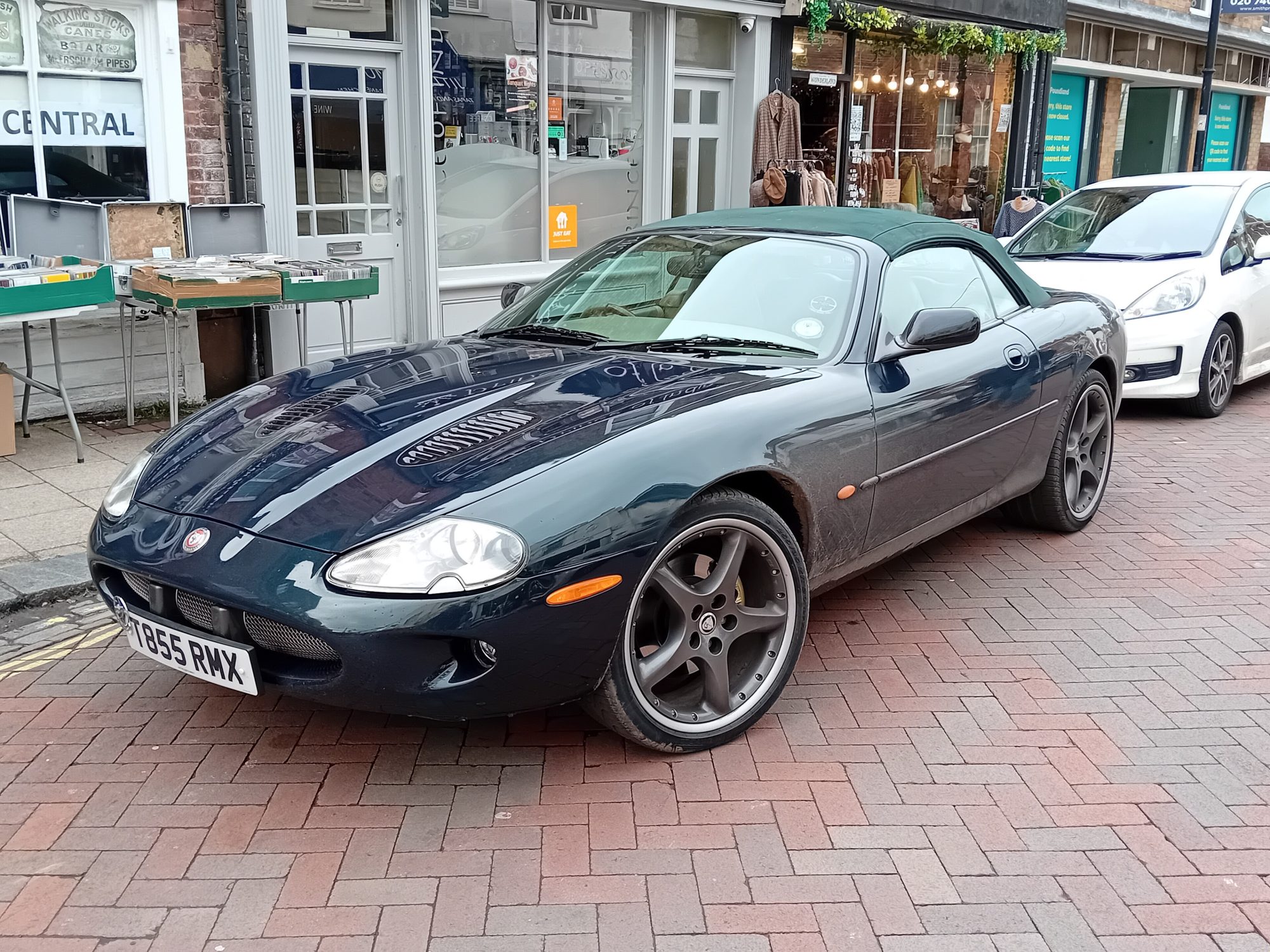 Jaguar XK