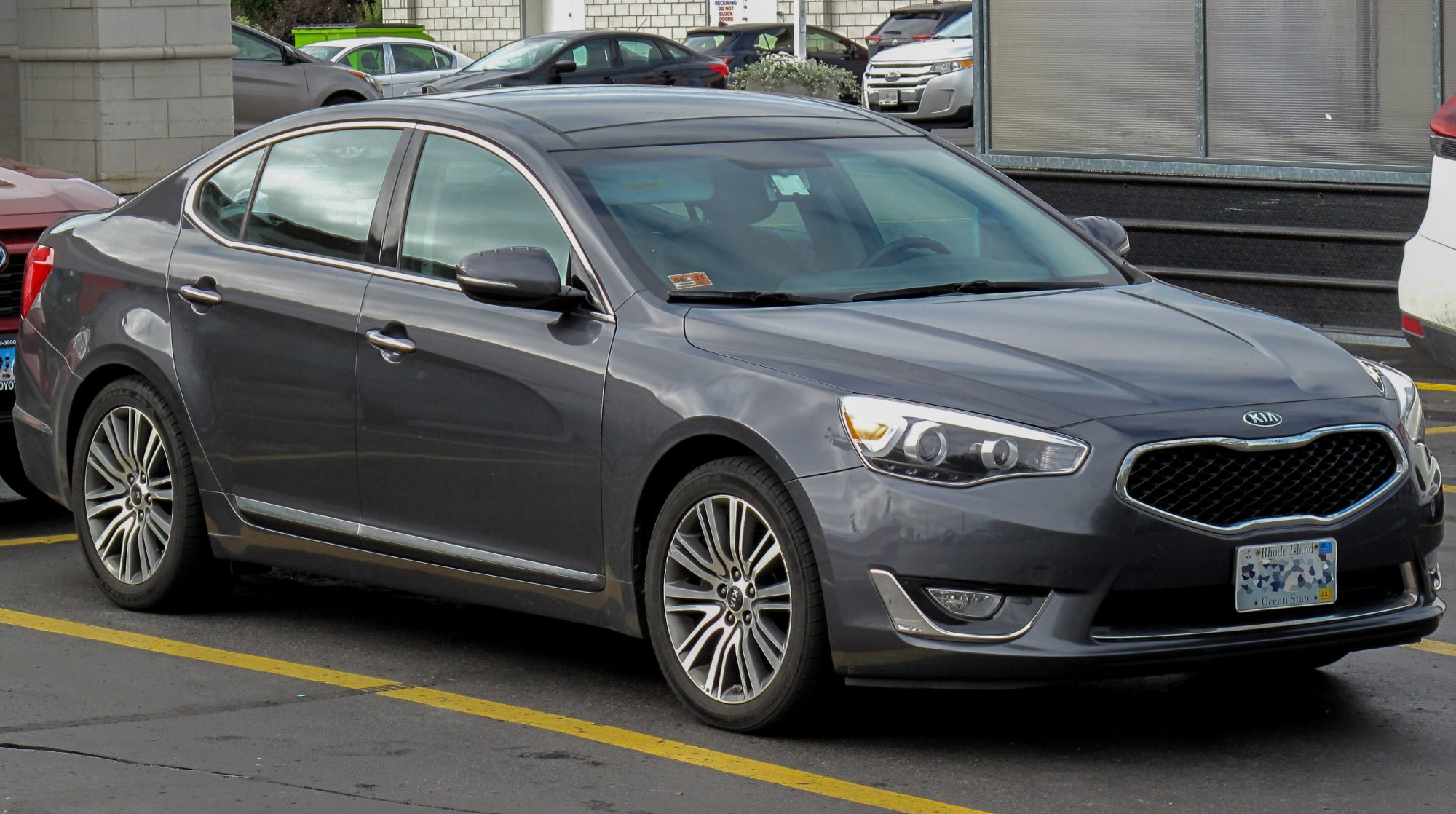 Kia Cadenza, front view
