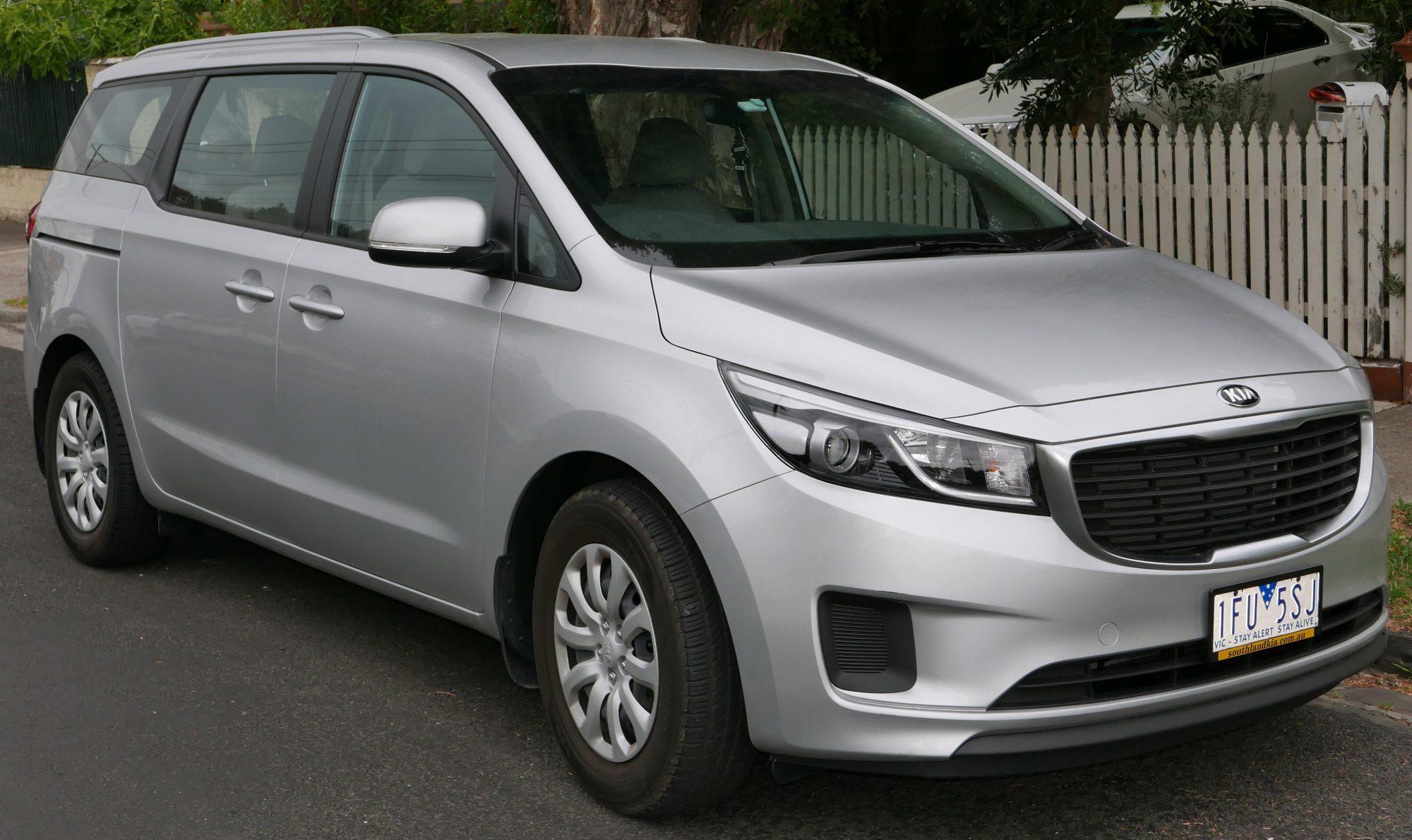 Kia Carnival