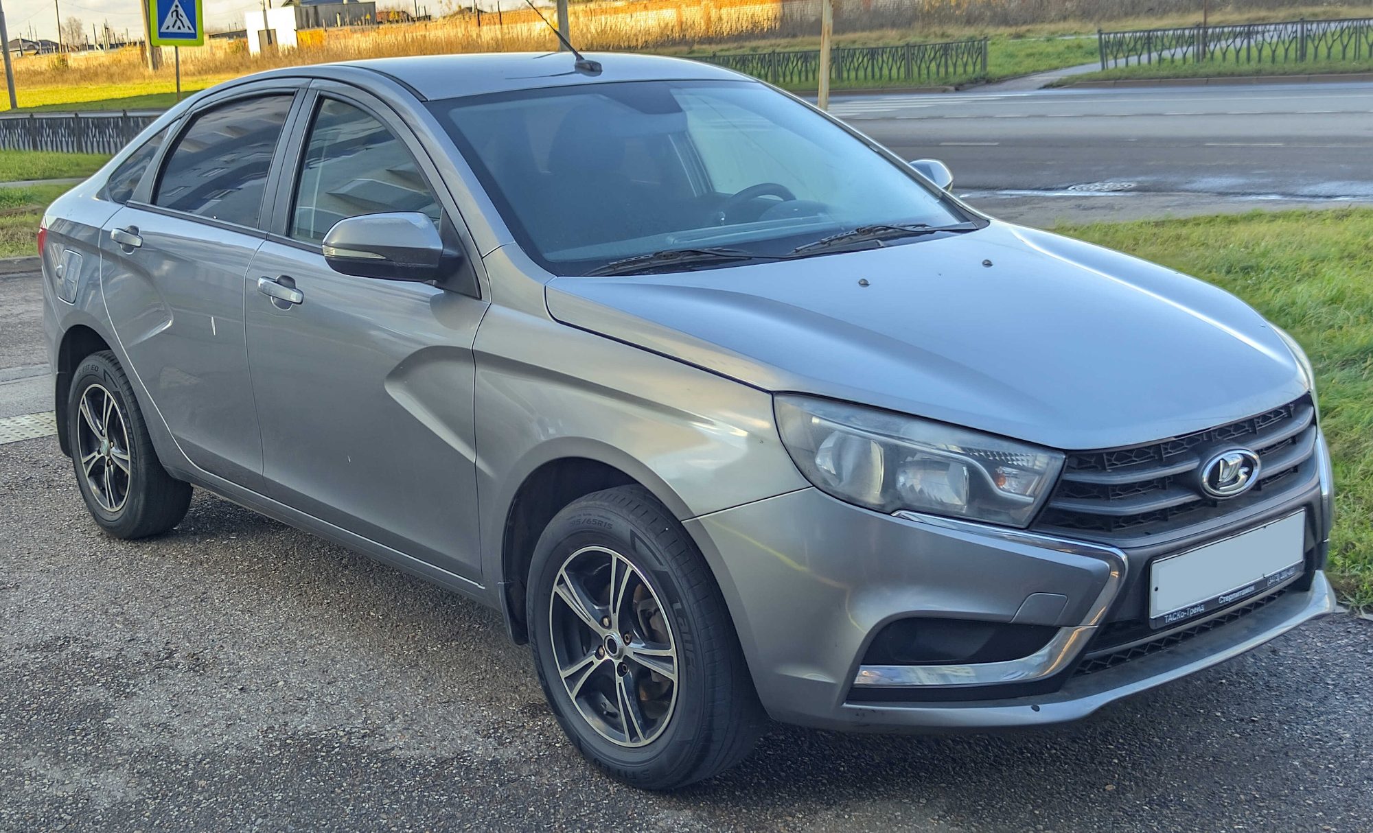 Lada Vesta, front view