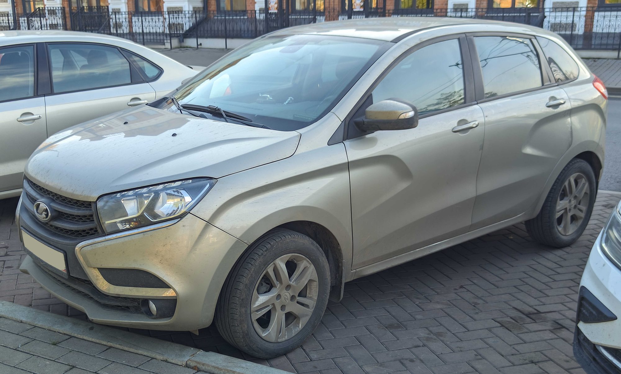Lada XRAY, front view