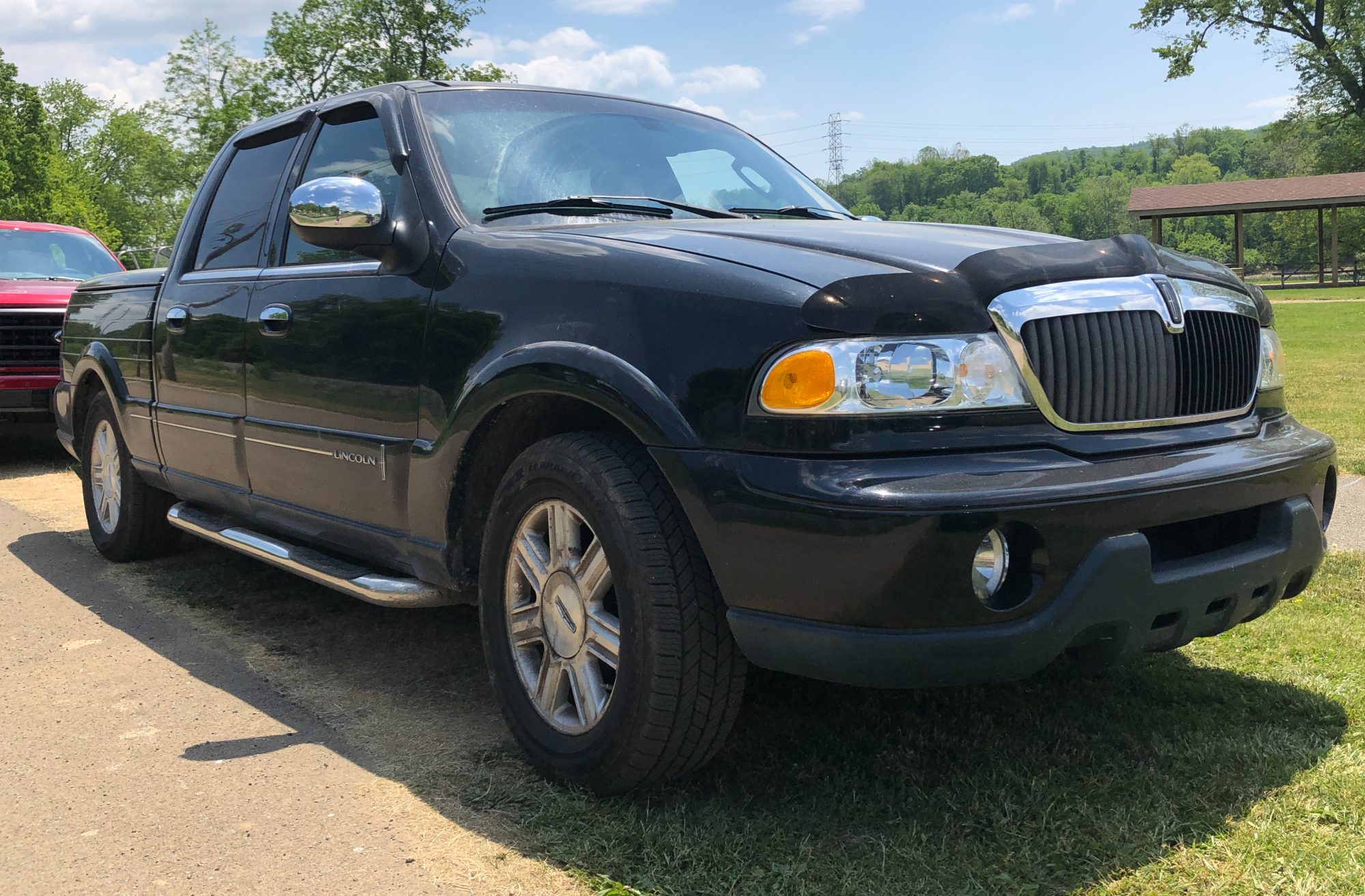 Lincoln Blackwood, front view