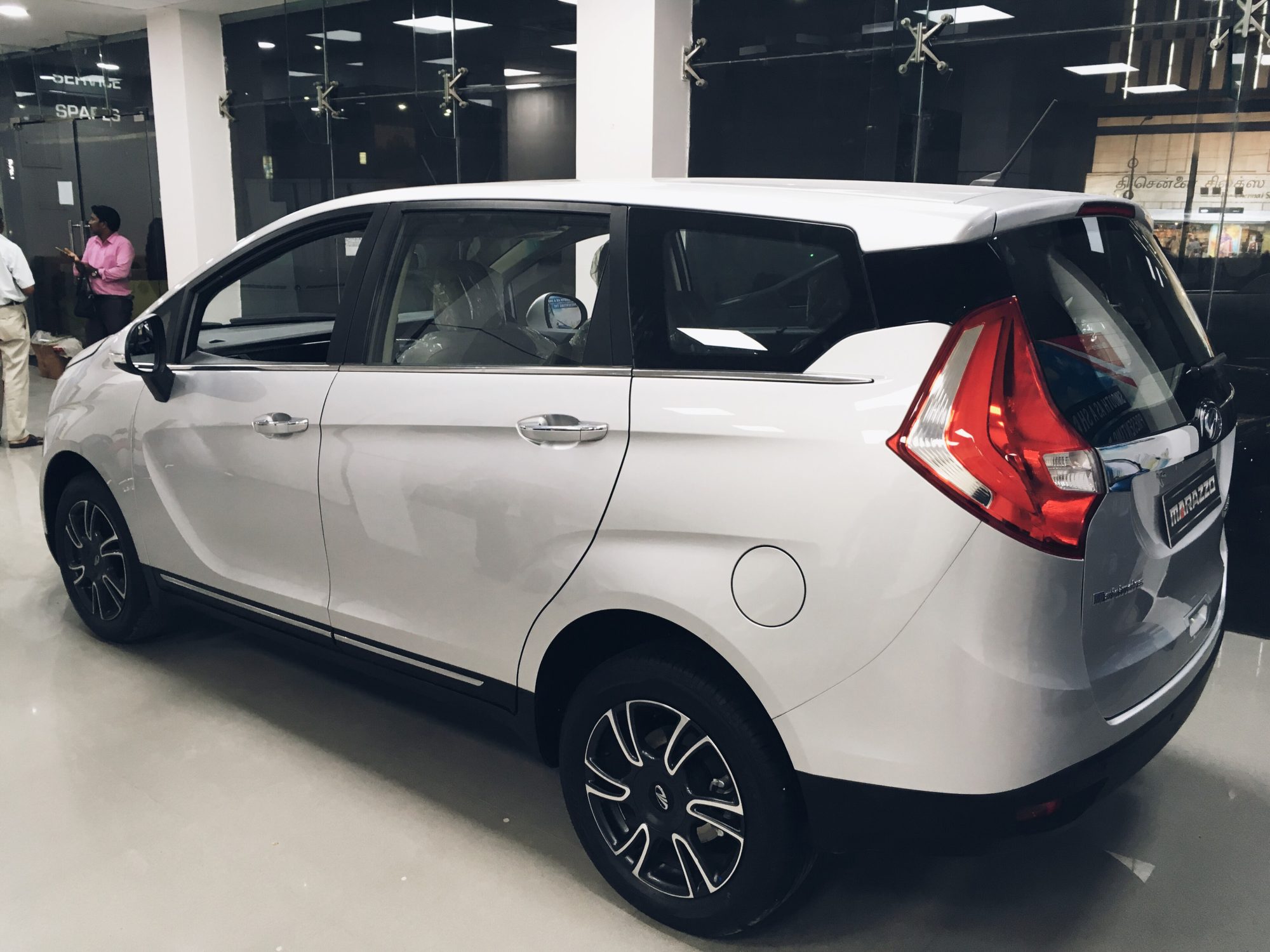 Mahindra Marazzo
