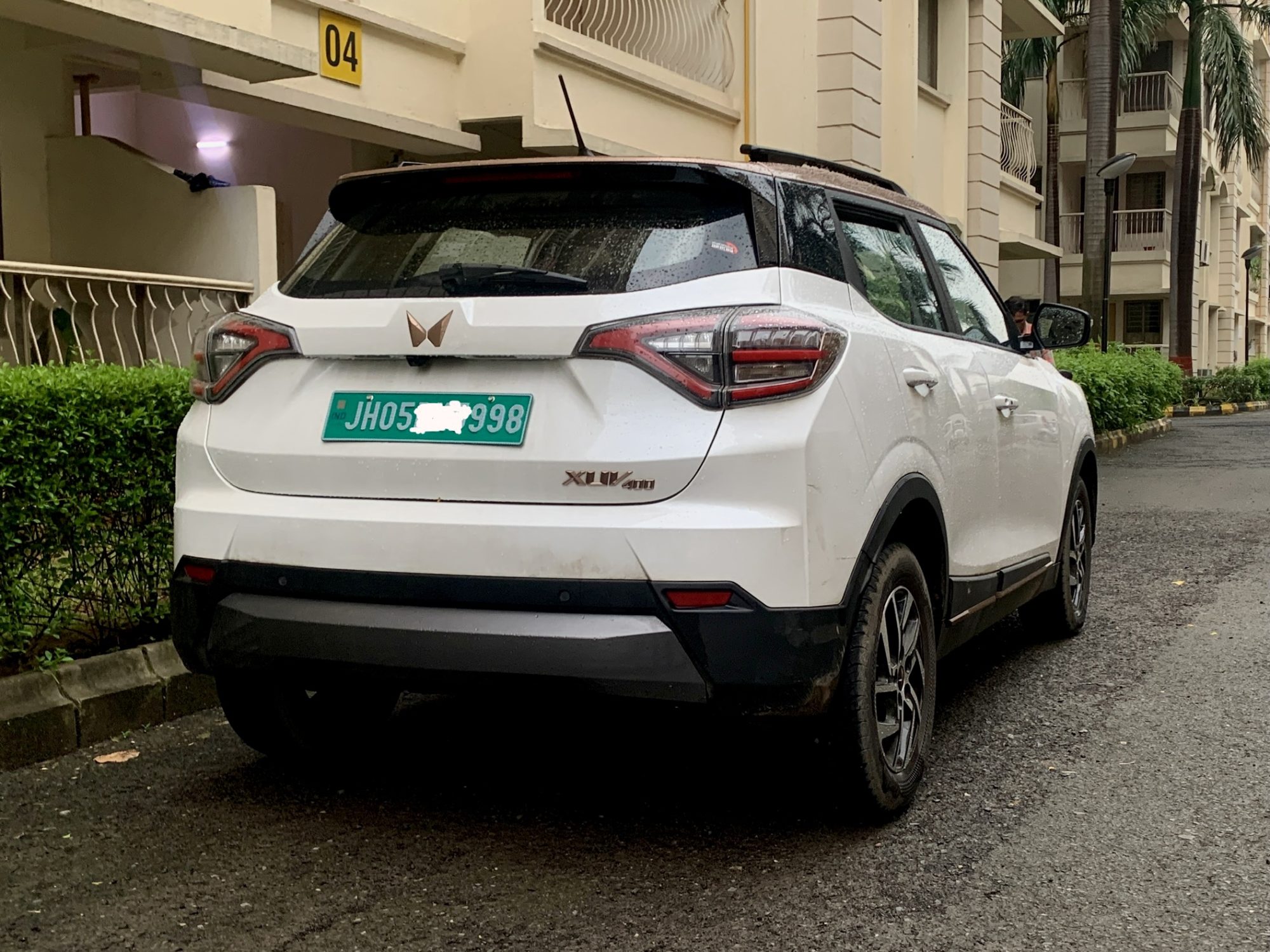 Mahindra XUV400