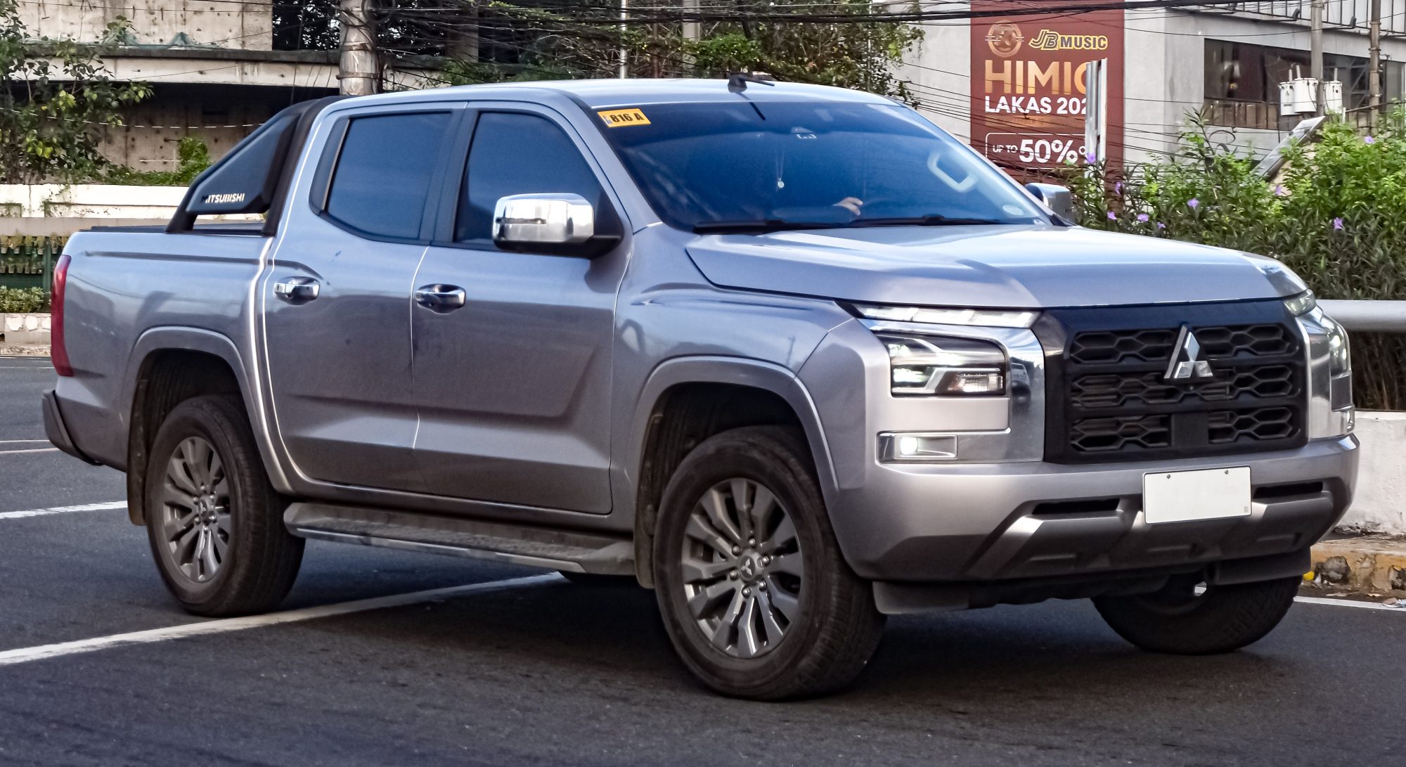 Mitsubishi L200