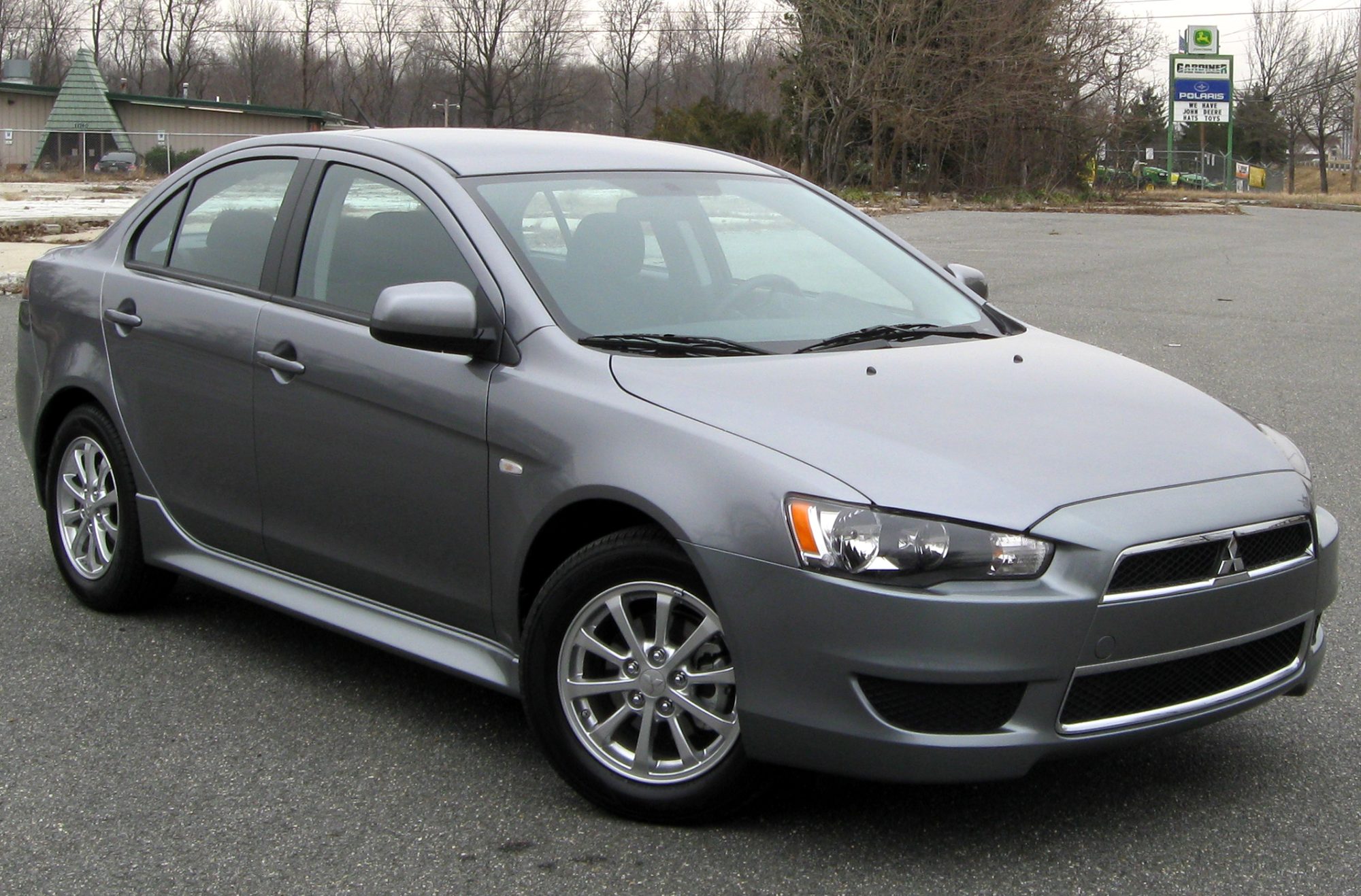 Mitsubishi Lancer