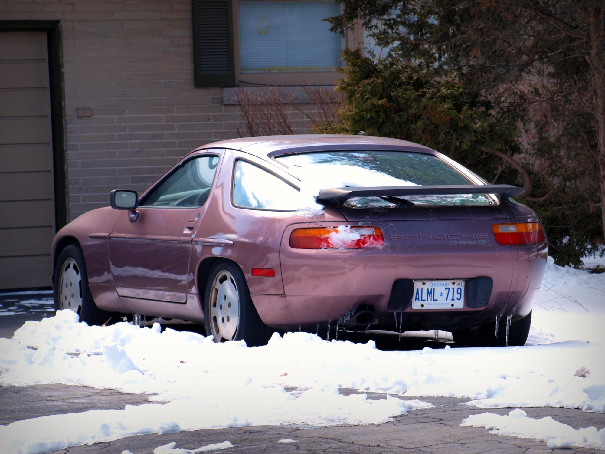 Porsche 928