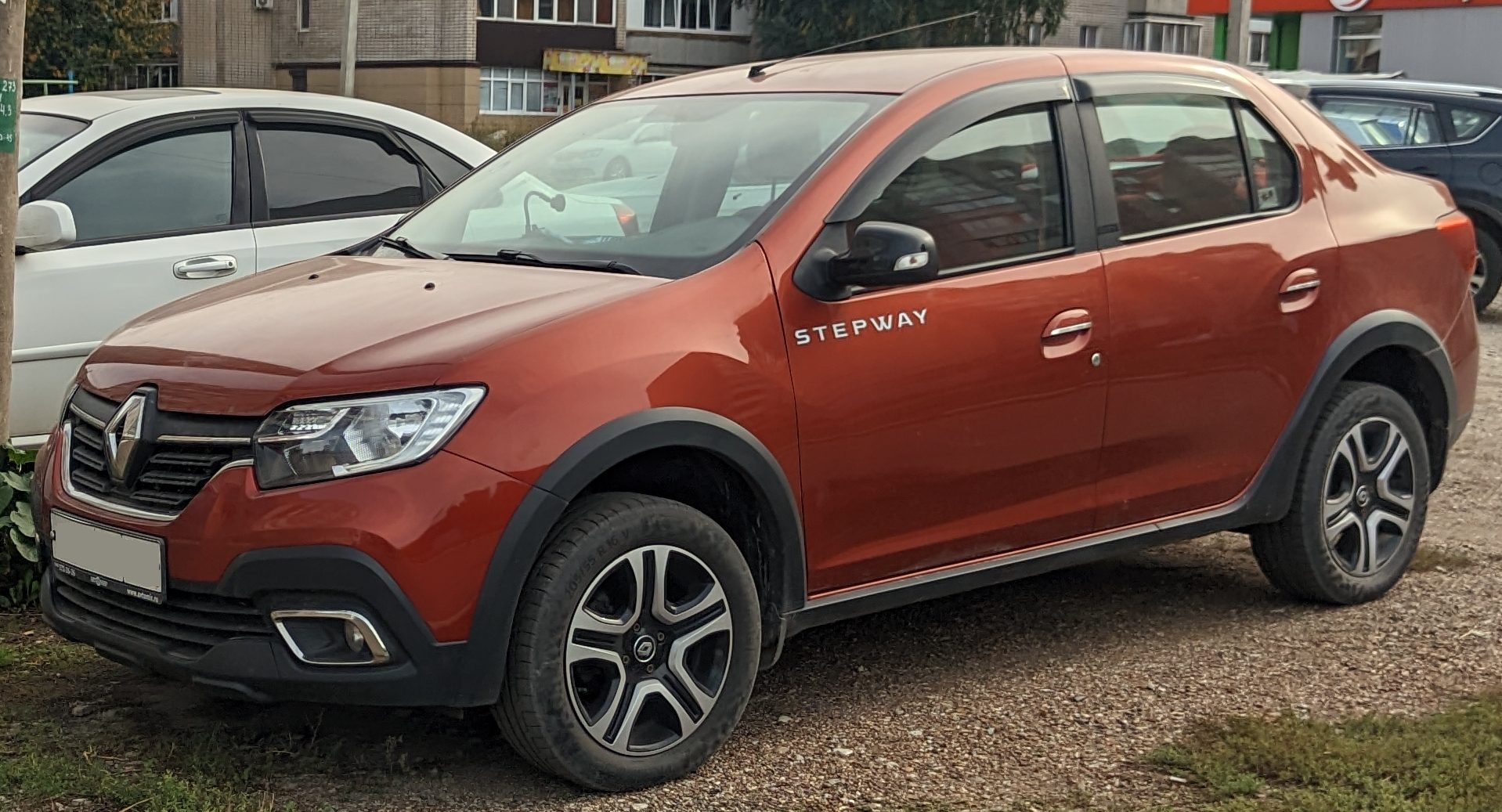 Renault Logan Stepway, front view