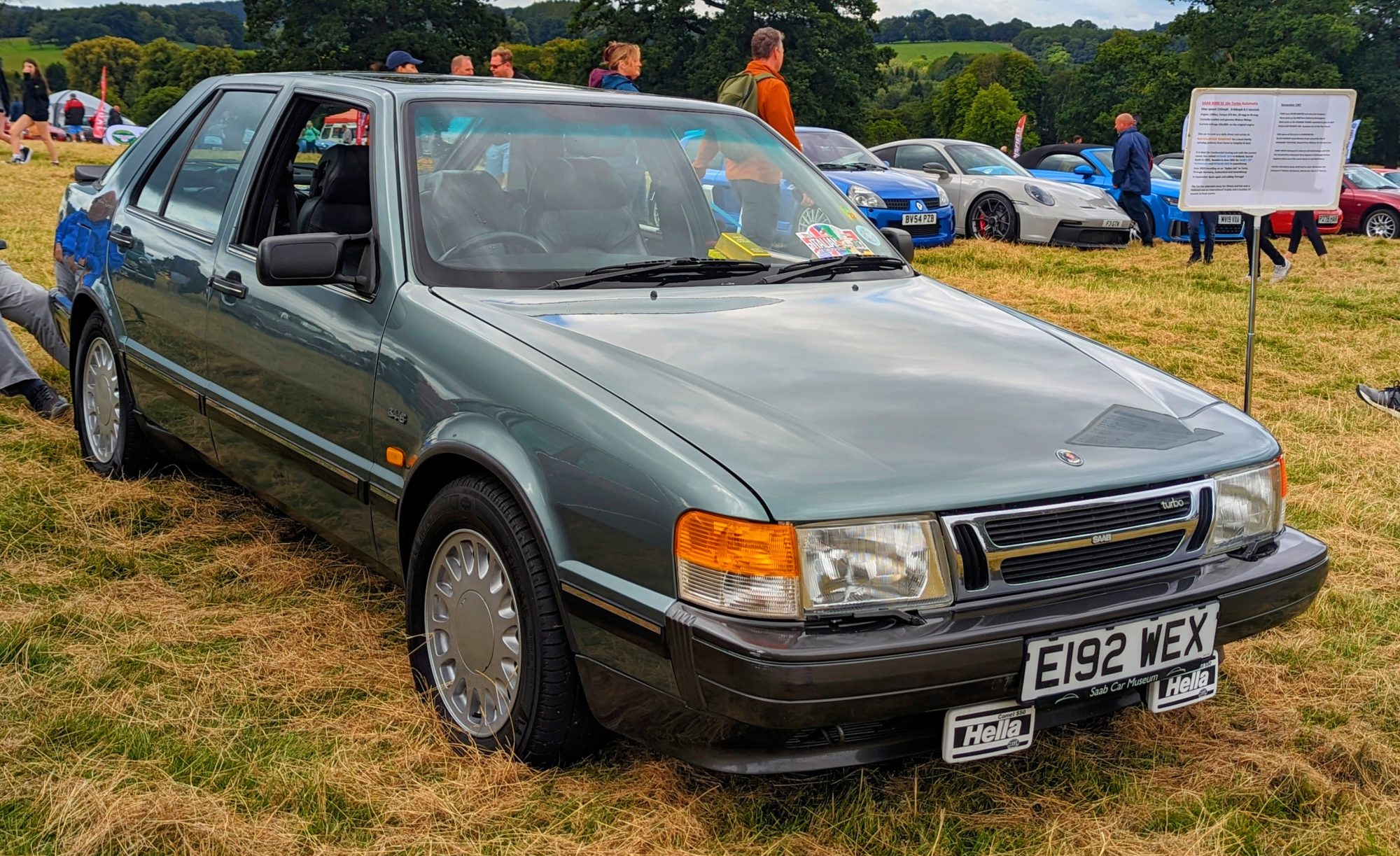 Saab 9000