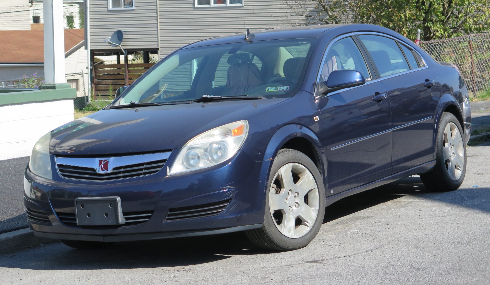 Saturn Aura, front view