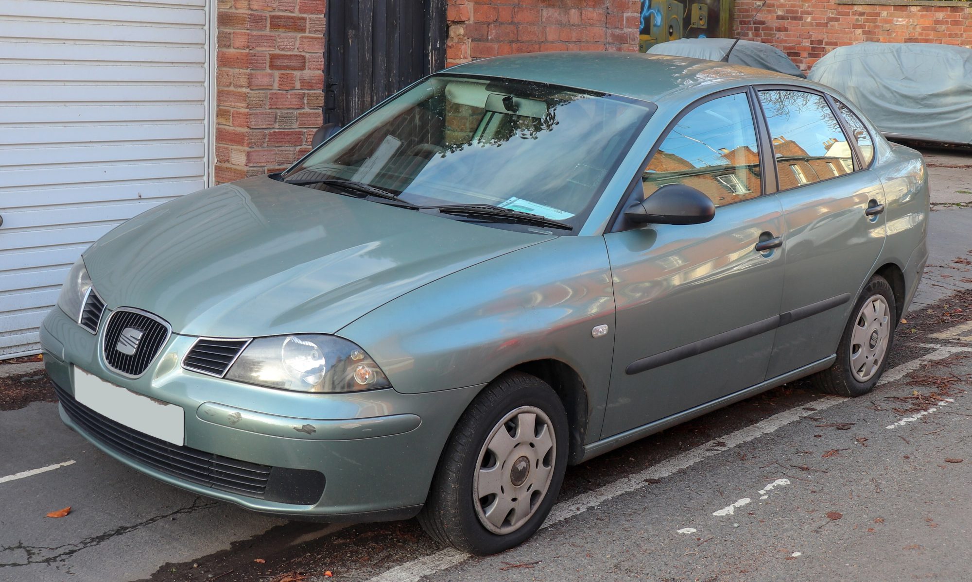 SEAT Cordoba, front view