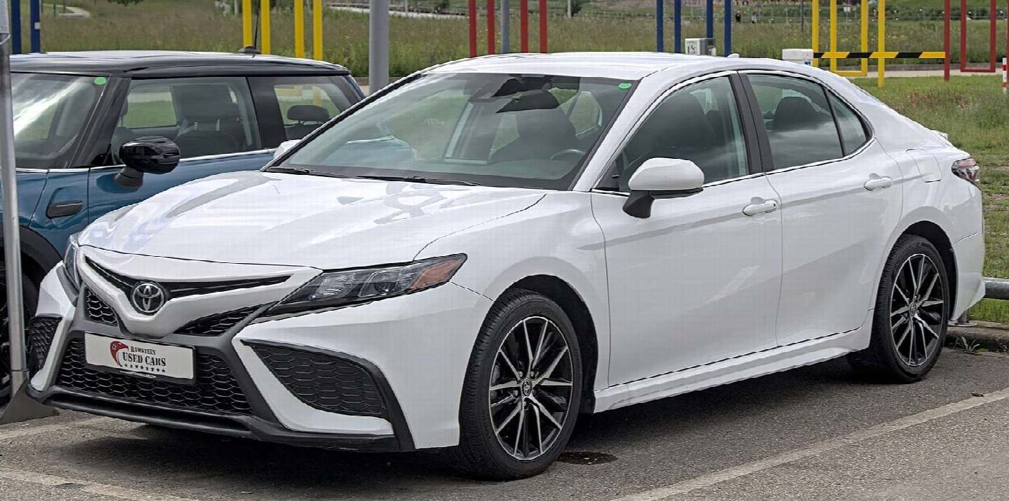 Toyota Camry (XV70), front three-quarter view