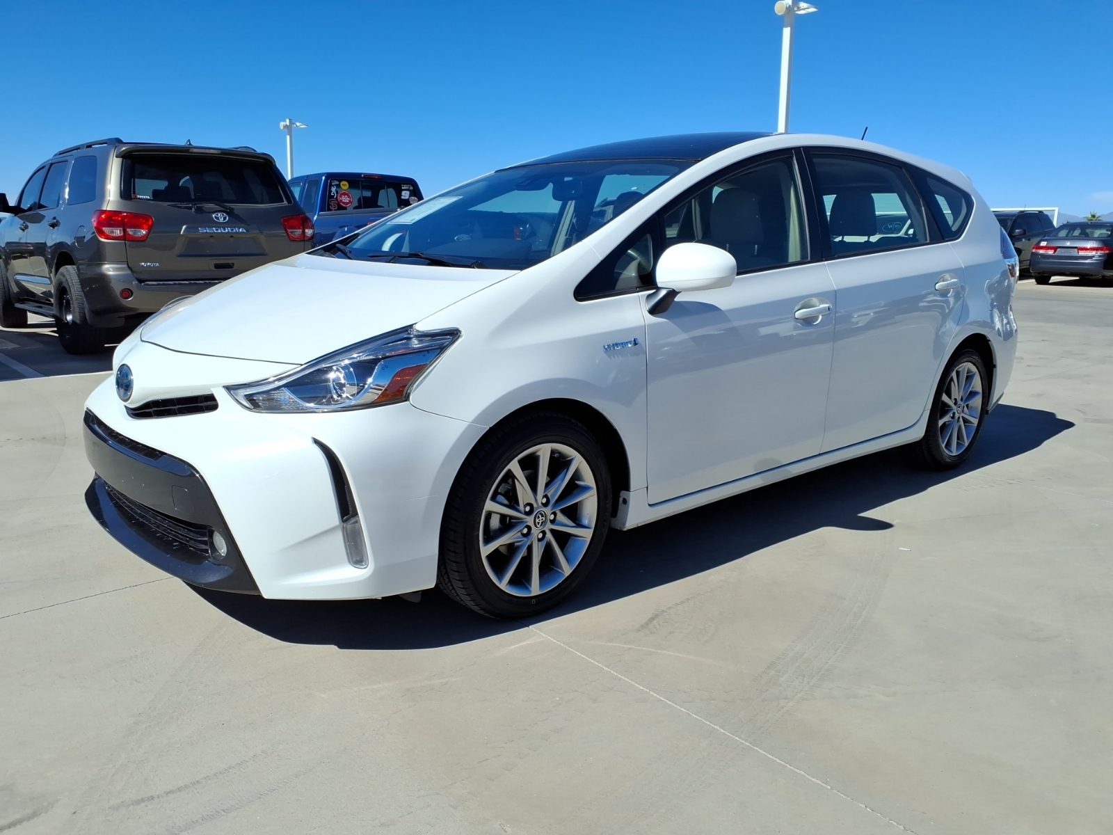 Toyota Prius V