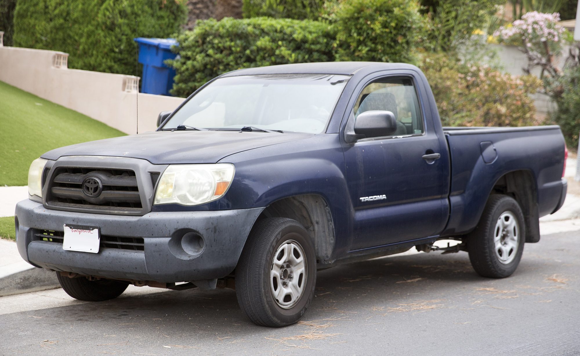Toyota Tacoma, front view