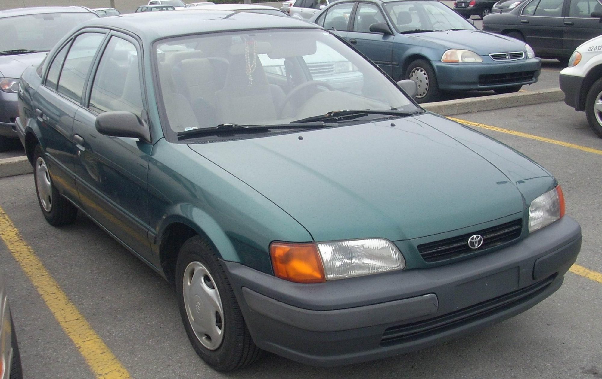 Toyota Tercel saloon