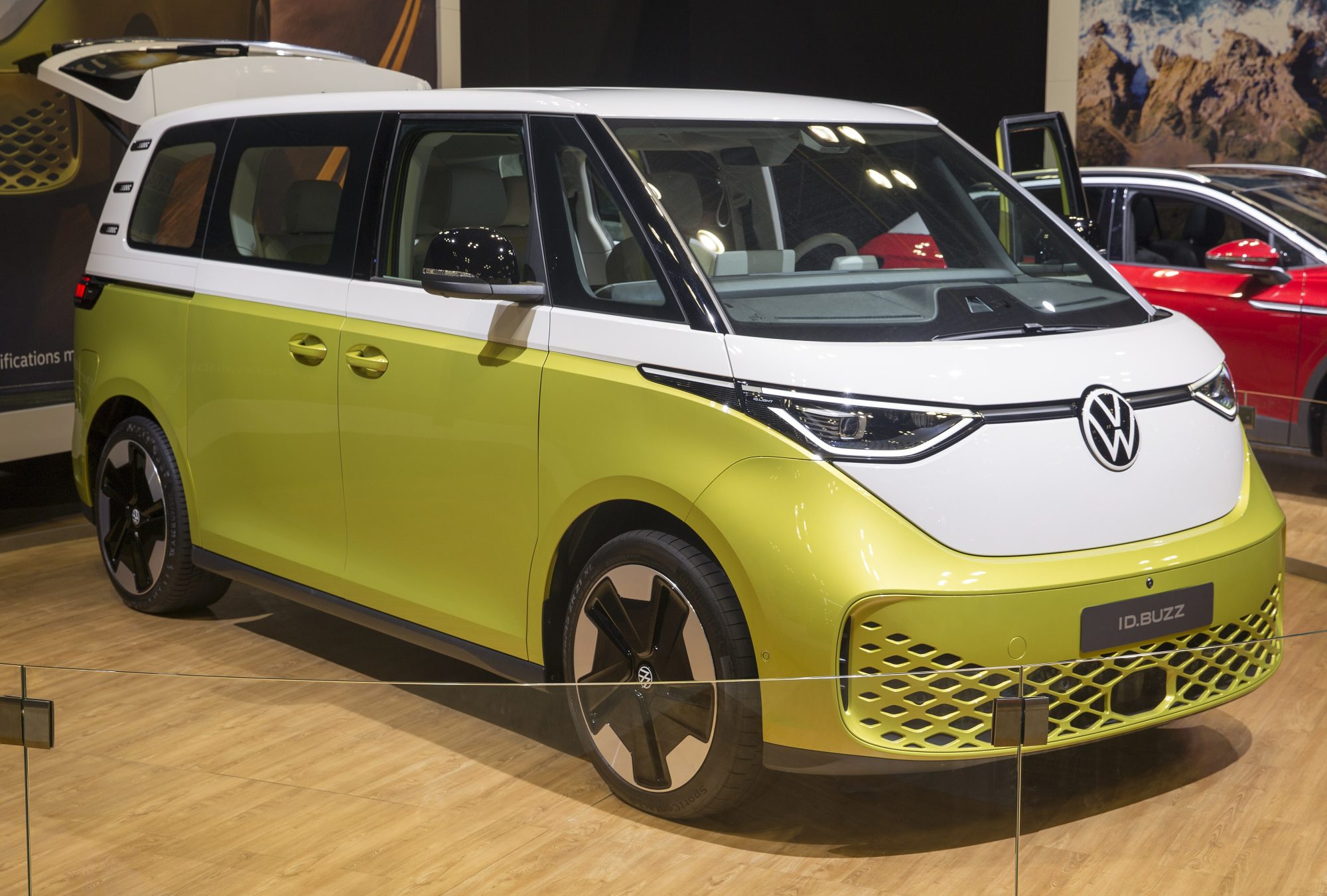 Volkswagen ID. Buzz, front view